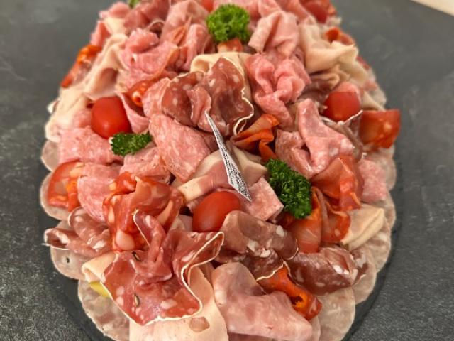 Nos plateaux Charcuterie avec ou sans Pâté