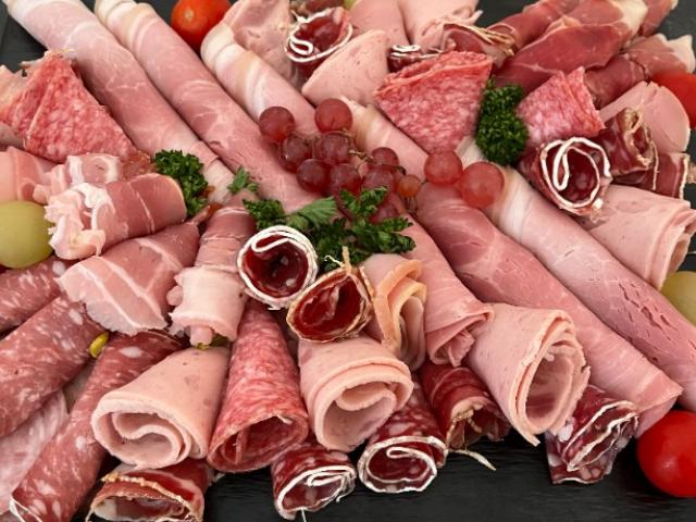 Nos plateaux Charcuterie avec ou sans Pâté